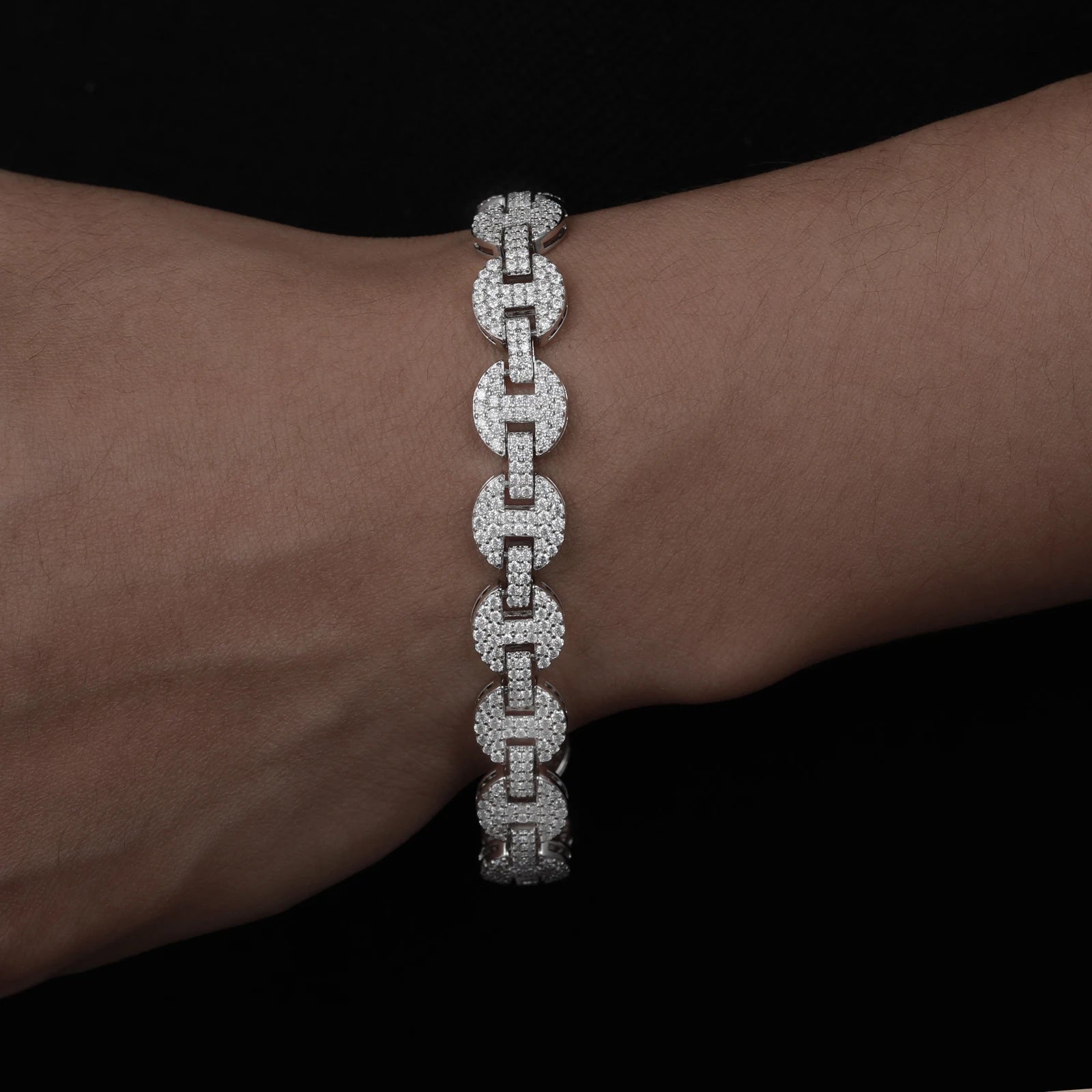 6-10mm Moissanite Iced Mariner-Link Bracelet - Different Drips