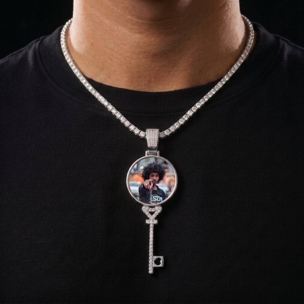 Custom Key Shaped Photo Pendant - Different Drips