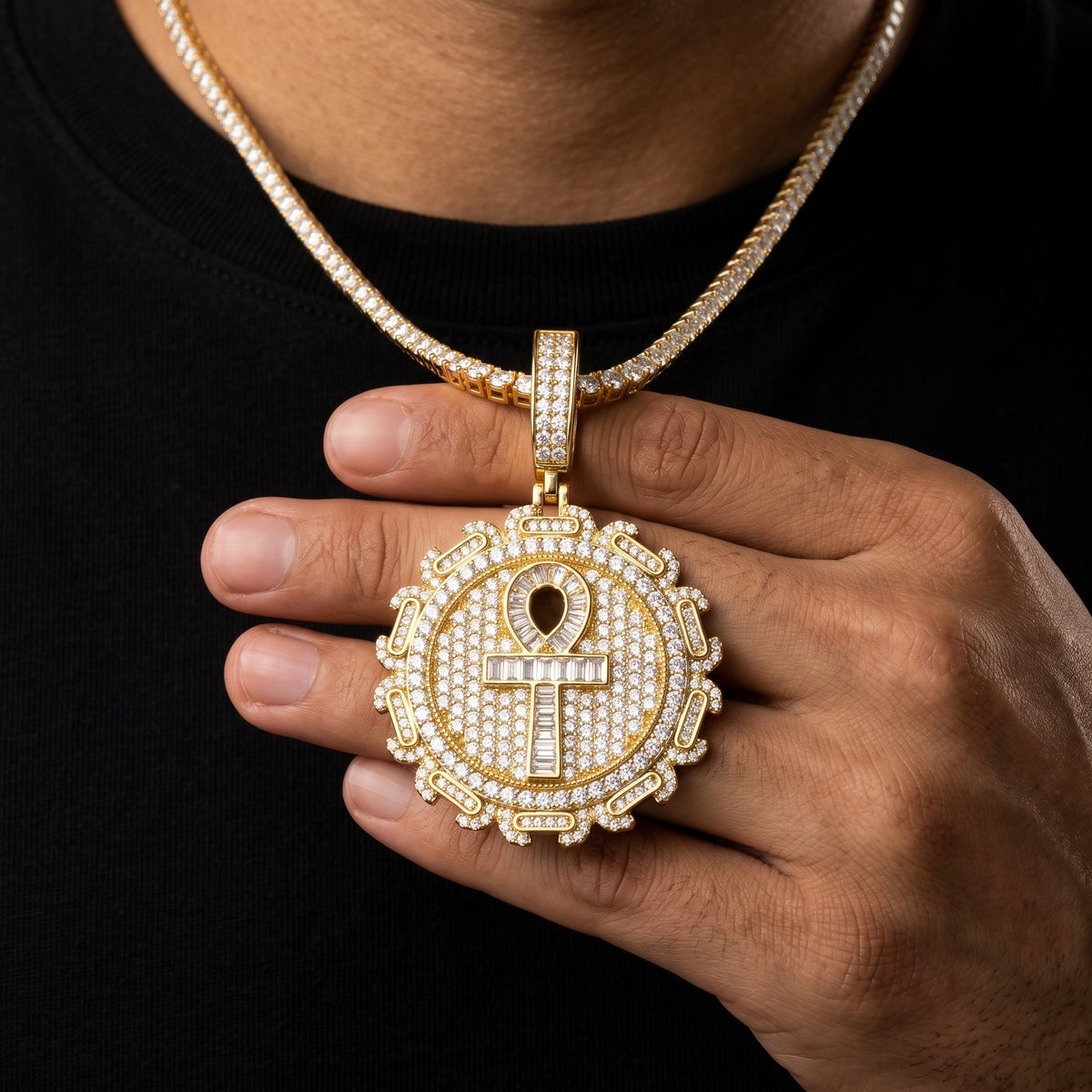 S925 Moissanite Ankh Medallion Pendant - Different Drips