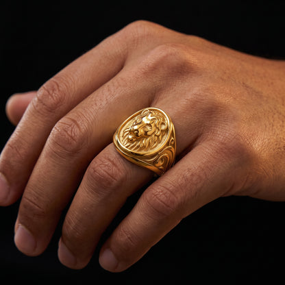 Gold Lion Head Signet Ring - Different Drips