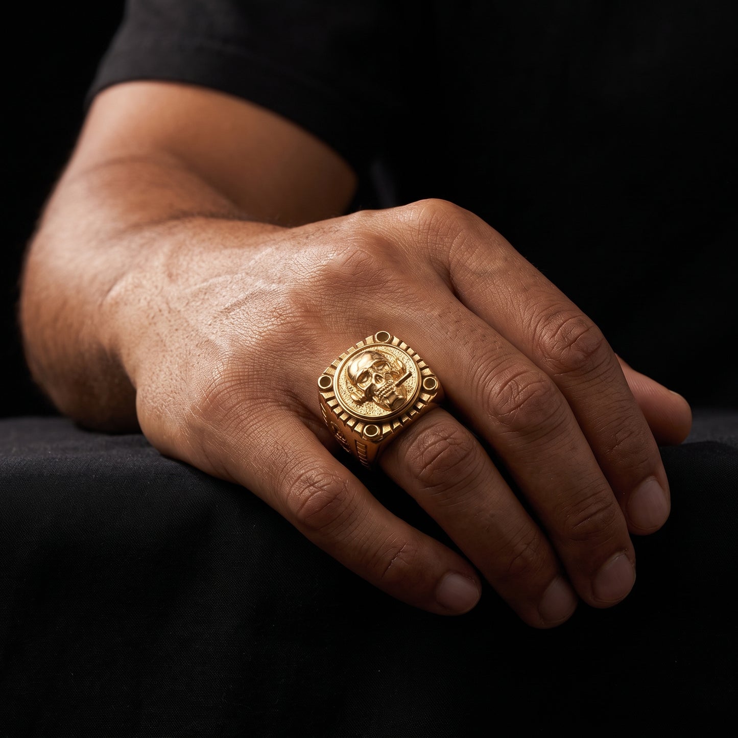 Smoking Skull Chunky Signet Ring