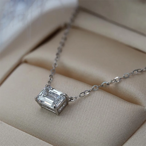 Women's S925 Moissanite Emerald Cut Pendant - Different Drips