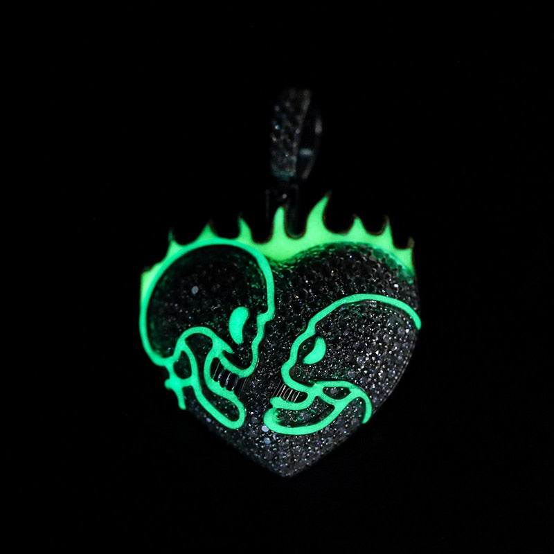 S925 Moissanite Glow In The Dark Flame Skull Heart Pendant - Different Drips