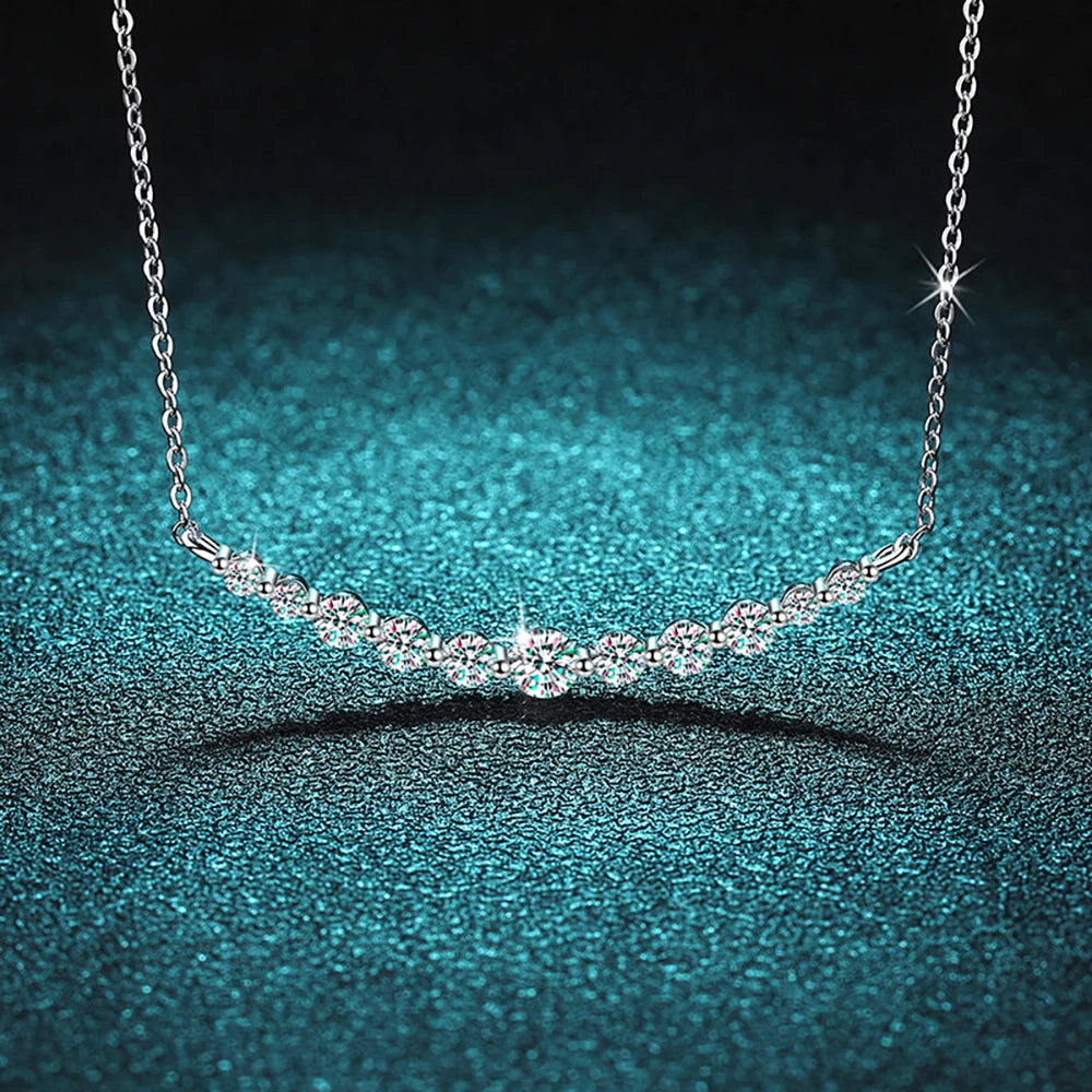 Women's S925 Moissanite Diamond Curved Center Fashion Necklace - Different Drips