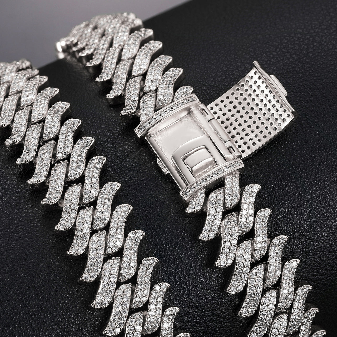 18mm S925 Moissanite Spiked Cuban Link Chain - Different Drips