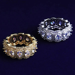 Pear-Cut Crown Eternity Ring - Different Drips