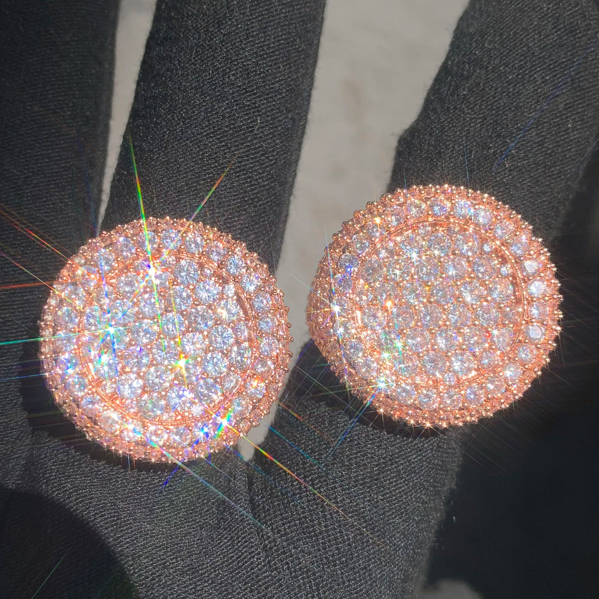 Iced Round Cluster Pavé Ring - Different Drips