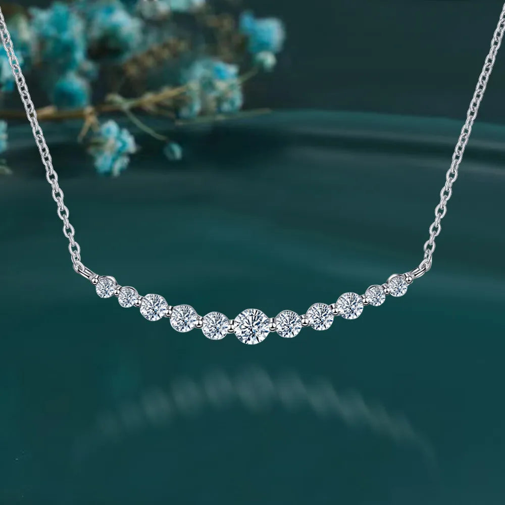 Women's S925 Moissanite Diamond Curved Center Fashion Necklace - Different Drips