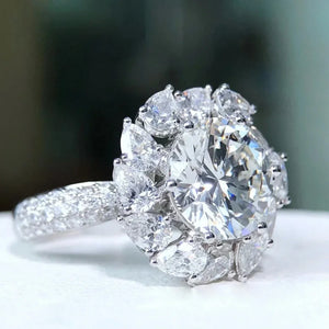 Women's S925 Moissanite Diamond Clustered Pear Cut Flower Ring - Different Drips