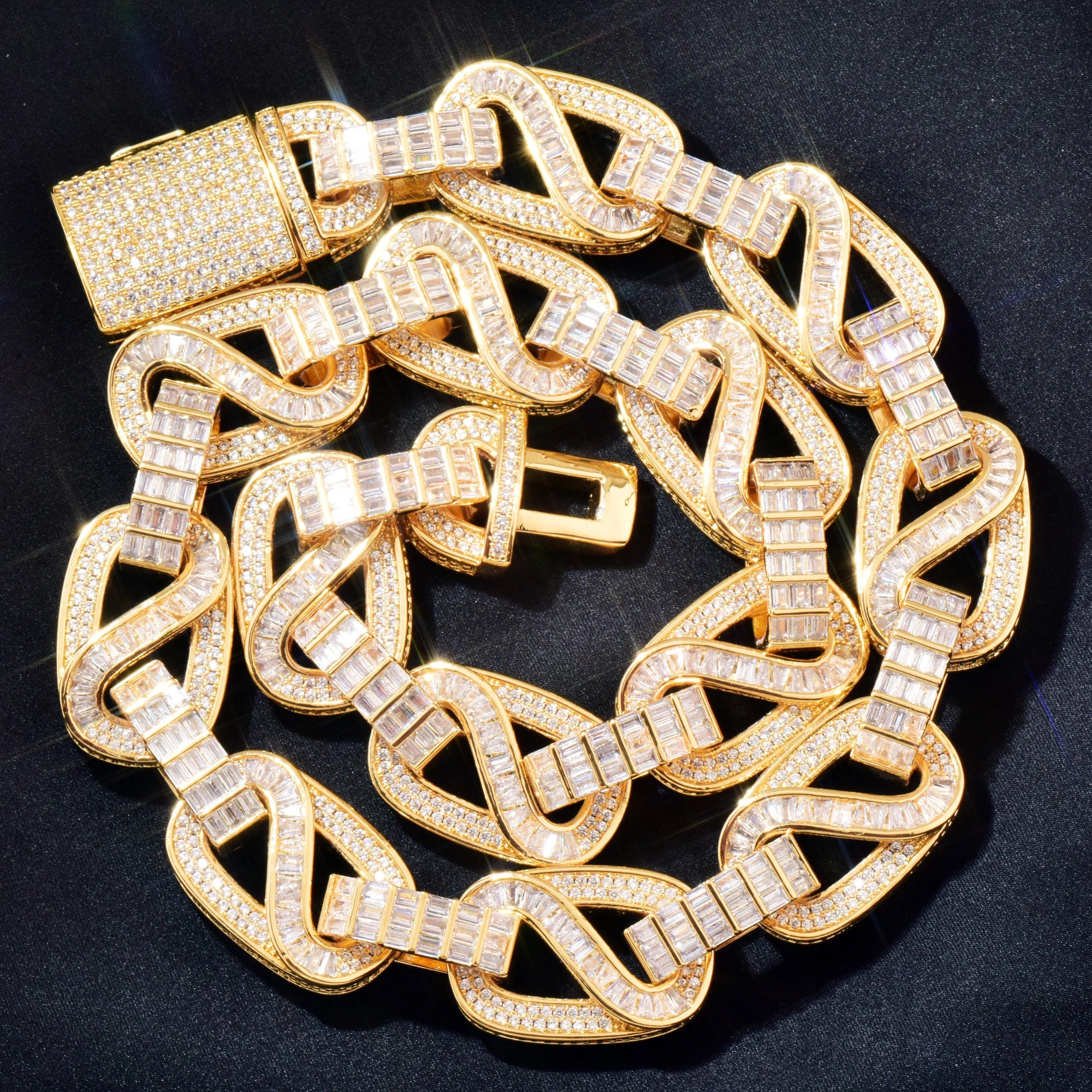 20mm Baguette Mariner Link Chain - Different Drips