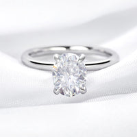Thumbnail for Women's S925 Moissanite Large Oval Solitaire Set - Different Drips
