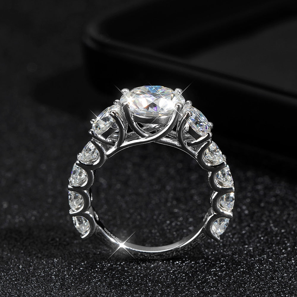 Women's S925 Moissanite 8 Diamond Ring - Different Drips