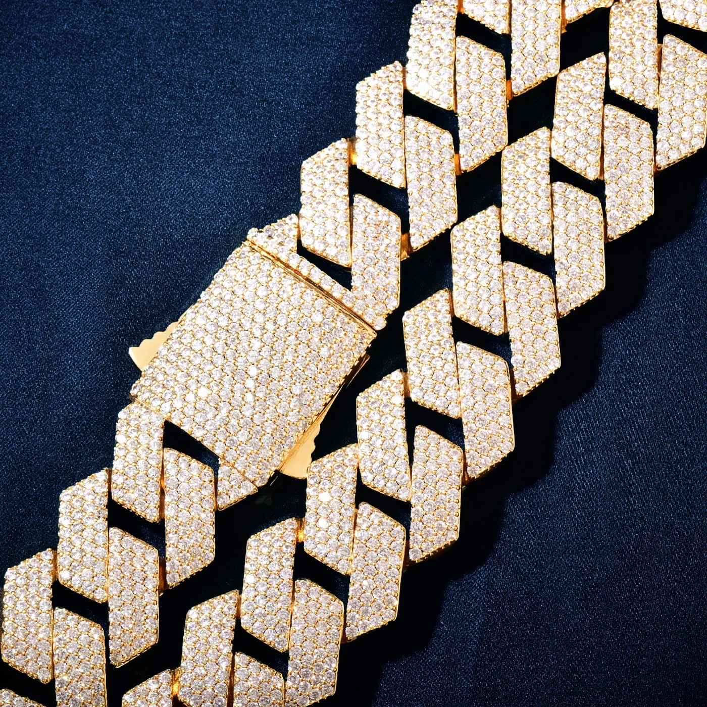 20mm Iced Out Cuban Prong Bracelet - Different Drips