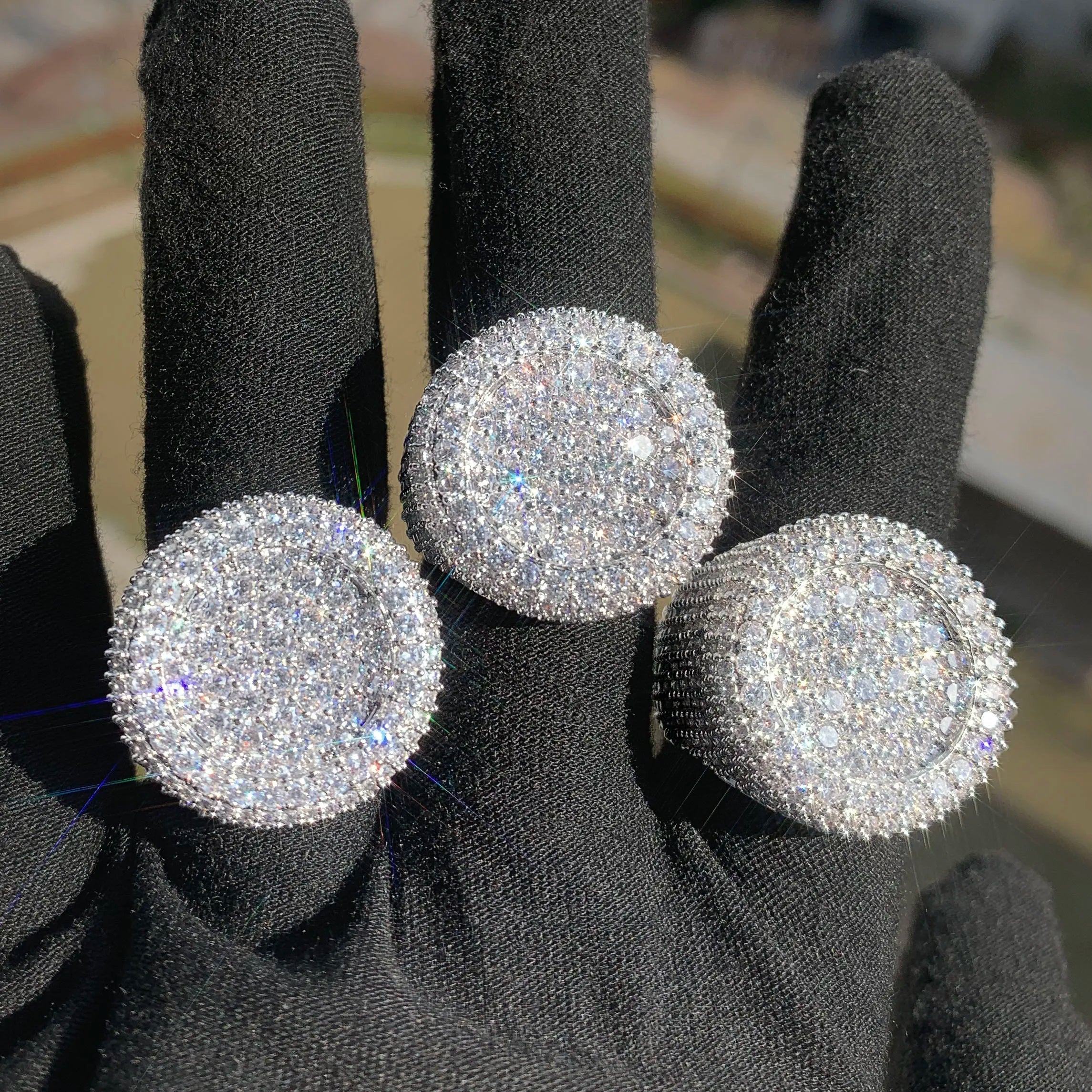 Iced Round Cluster Pavé Ring - Different Drips