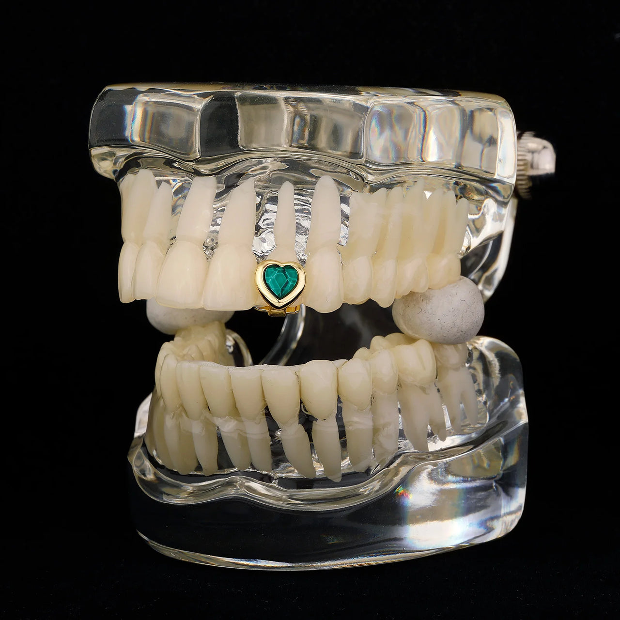 Emerald Heart Single Tooth Grillz - Different Drips