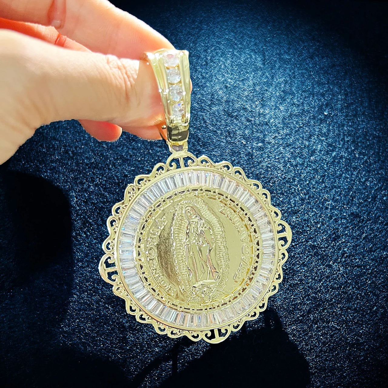 Baguette Jesus Medallion Pendant - Different Drips