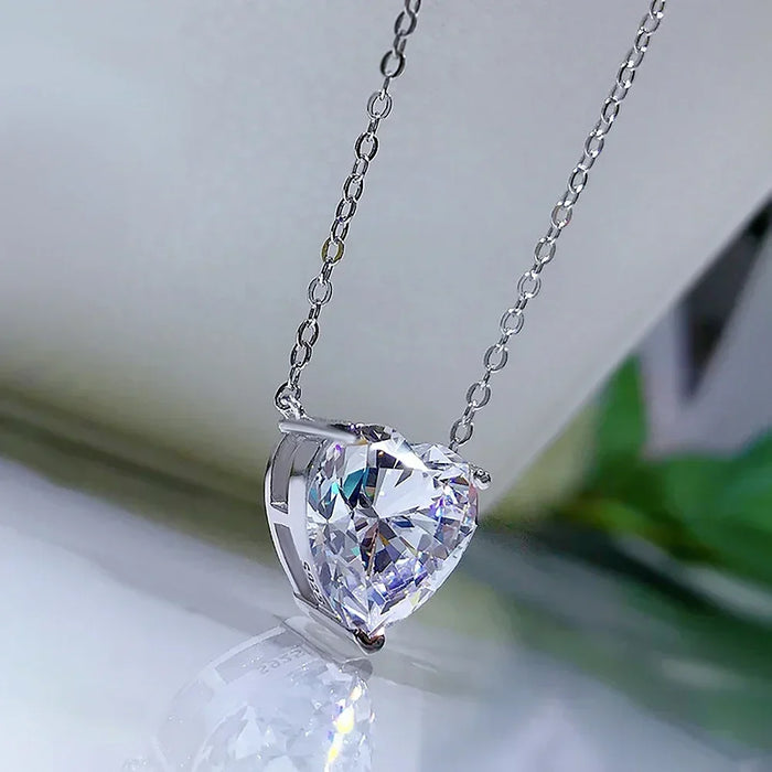 Women's S925 Heart Cut Moissanite Diamond Pendant - Different Drips