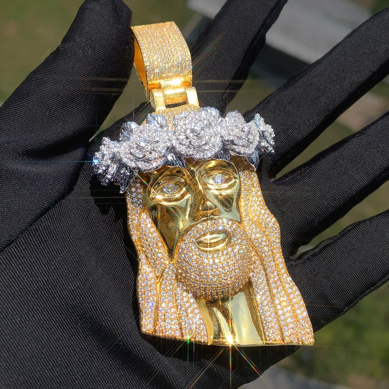 Crown of Roses Jesus Head Pendant - Different Drips