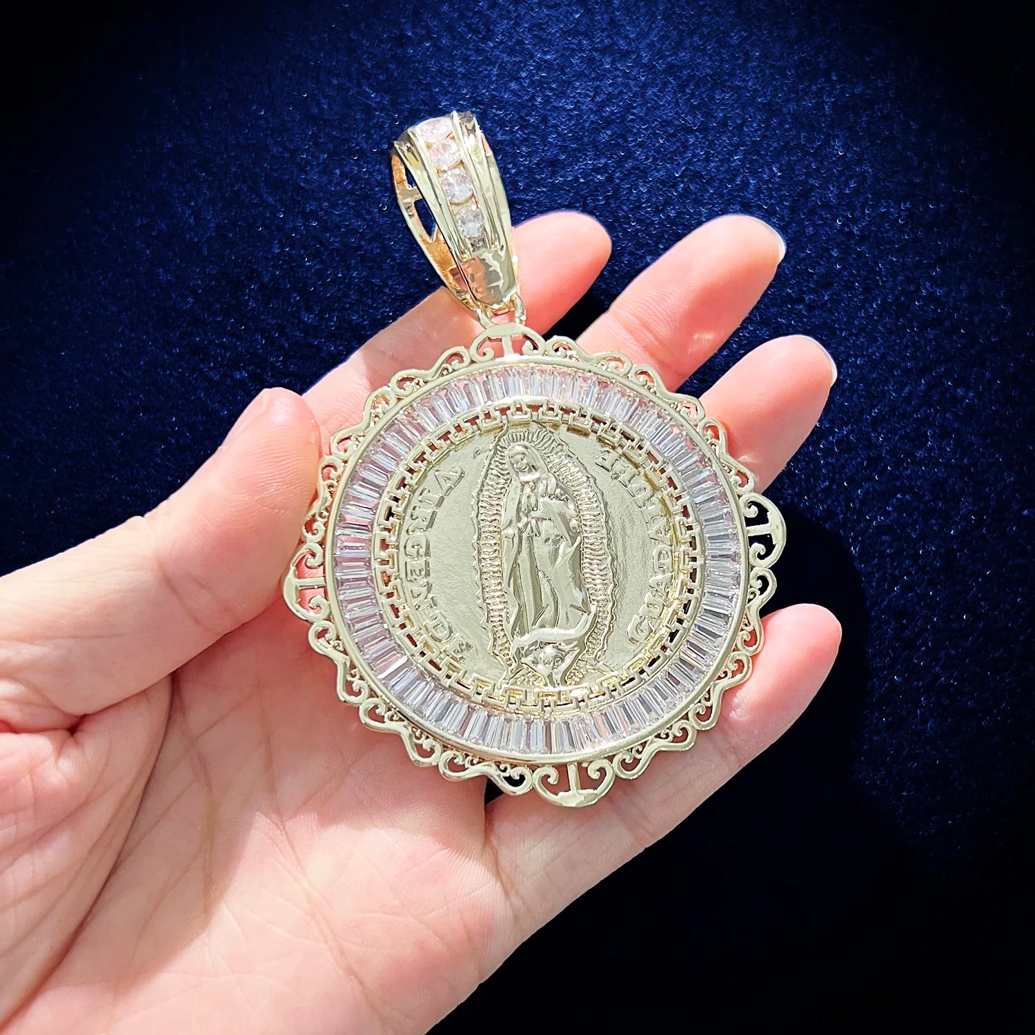 Baguette Jesus Medallion Pendant - Different Drips