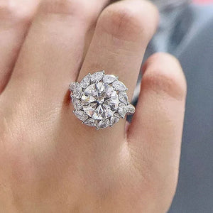 Women's S925 Moissanite Diamond Clustered Pear Cut Flower Ring - Different Drips