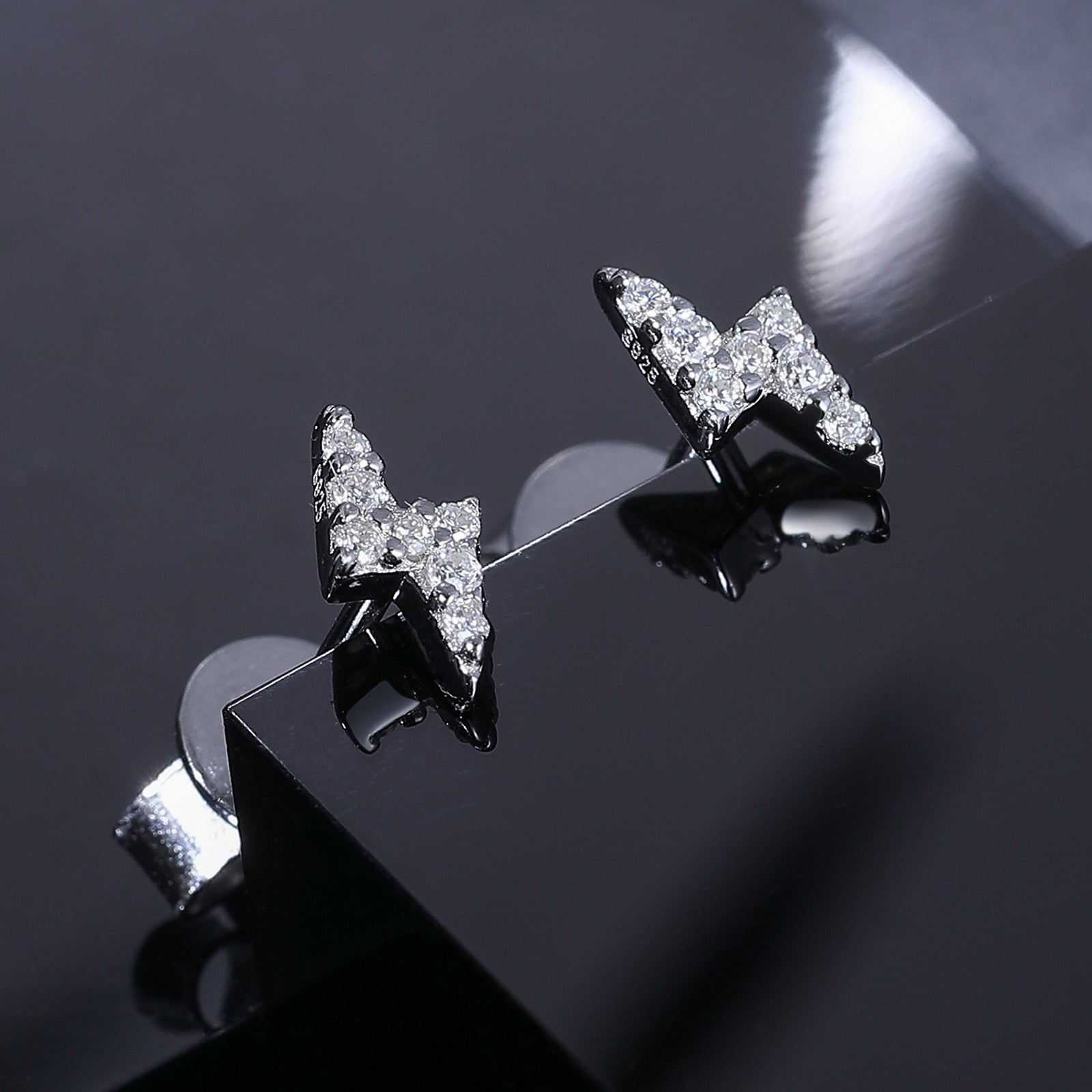 S925 Black Moissanite Lightning Bolt Earrings - Different Drips