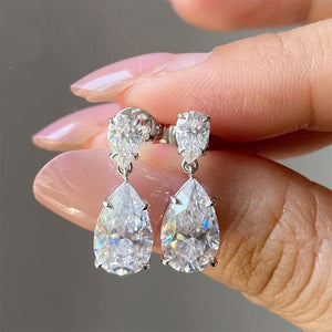 Women's 7ct Pear Cut Moissanite Diamond Pear Cut Earrings - Different Drips