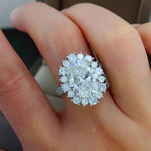 Women's S925 Moissanite Diamond Oval Solitaire Halo Ring - Different Drips