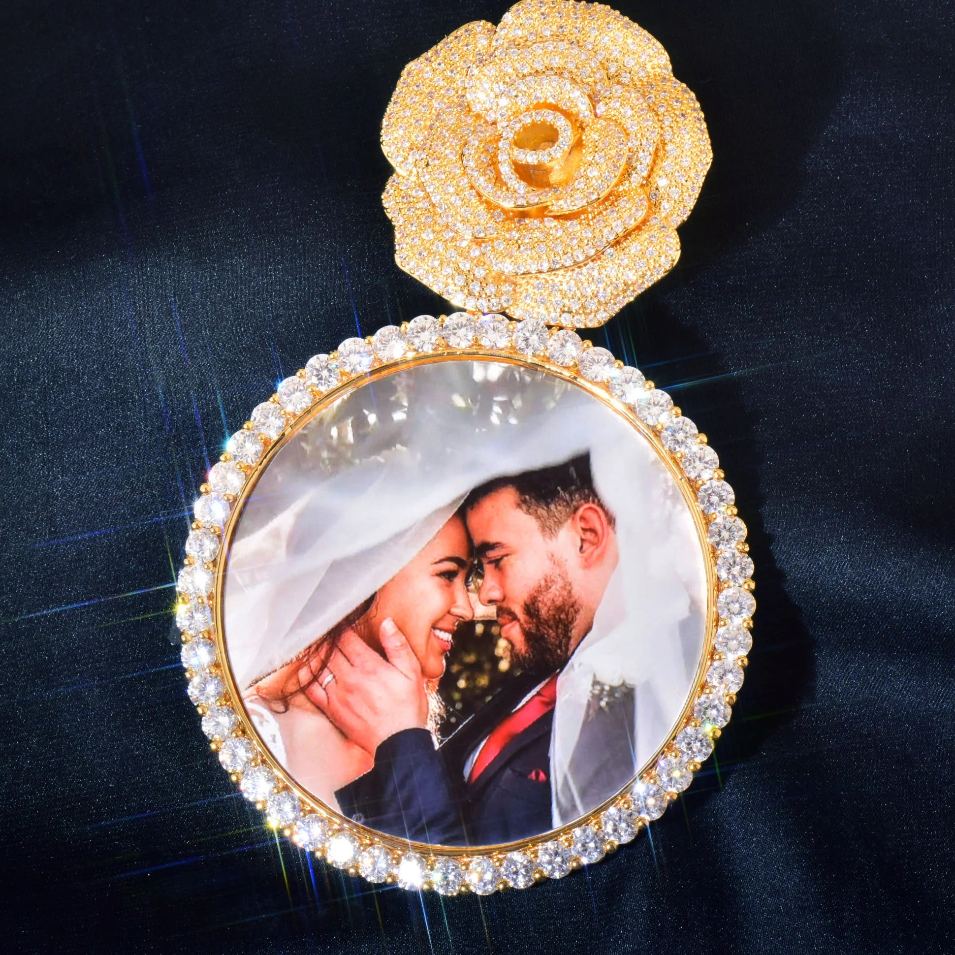 Rose Bail Large Round Custom Photo Pendant - Different Drips