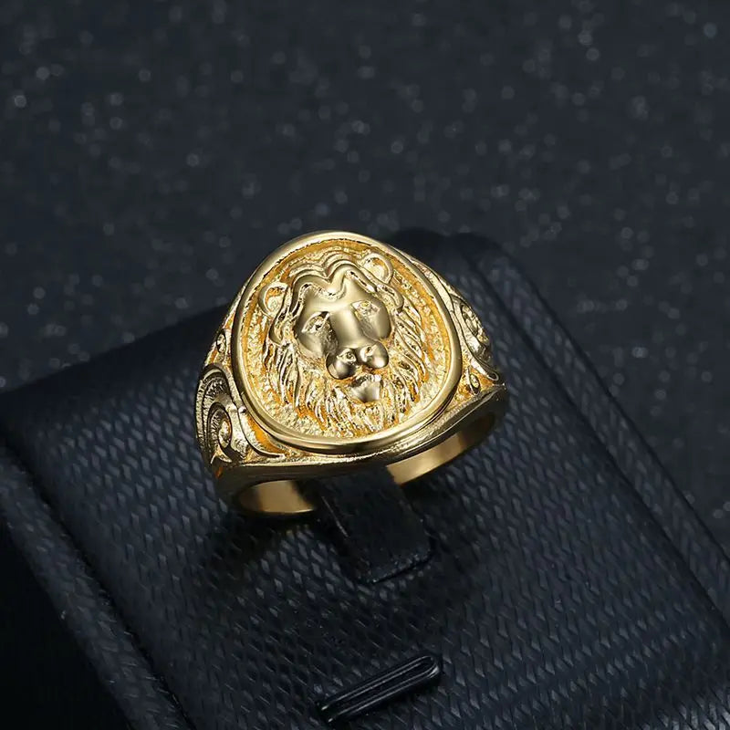 Gold Lion Head Signet Ring - Different Drips