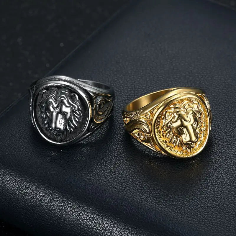 Gold Lion Head Signet Ring - Different Drips