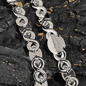 15mm Diamond Eye Infinity Link Chain - Different Drips