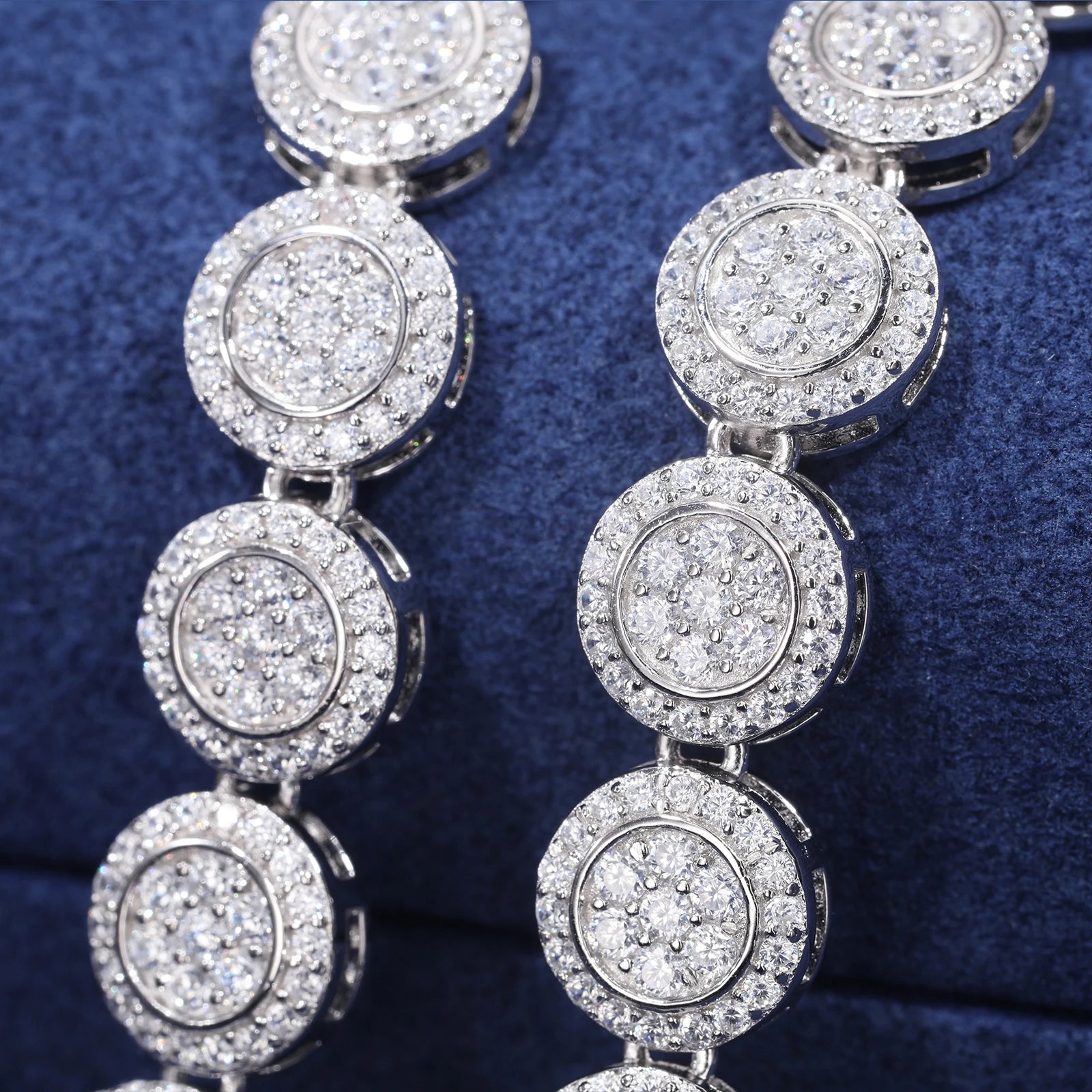 S925 Moissanite Round Pave Cluster Chain - Different Drips