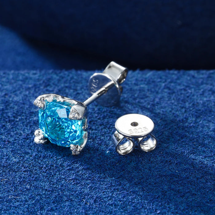 Moissanite Ice-Blue Round Stud Earrings - Different Drips