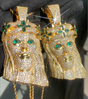 Diamond Crowned Clover Jesus Pendant - Different Drips