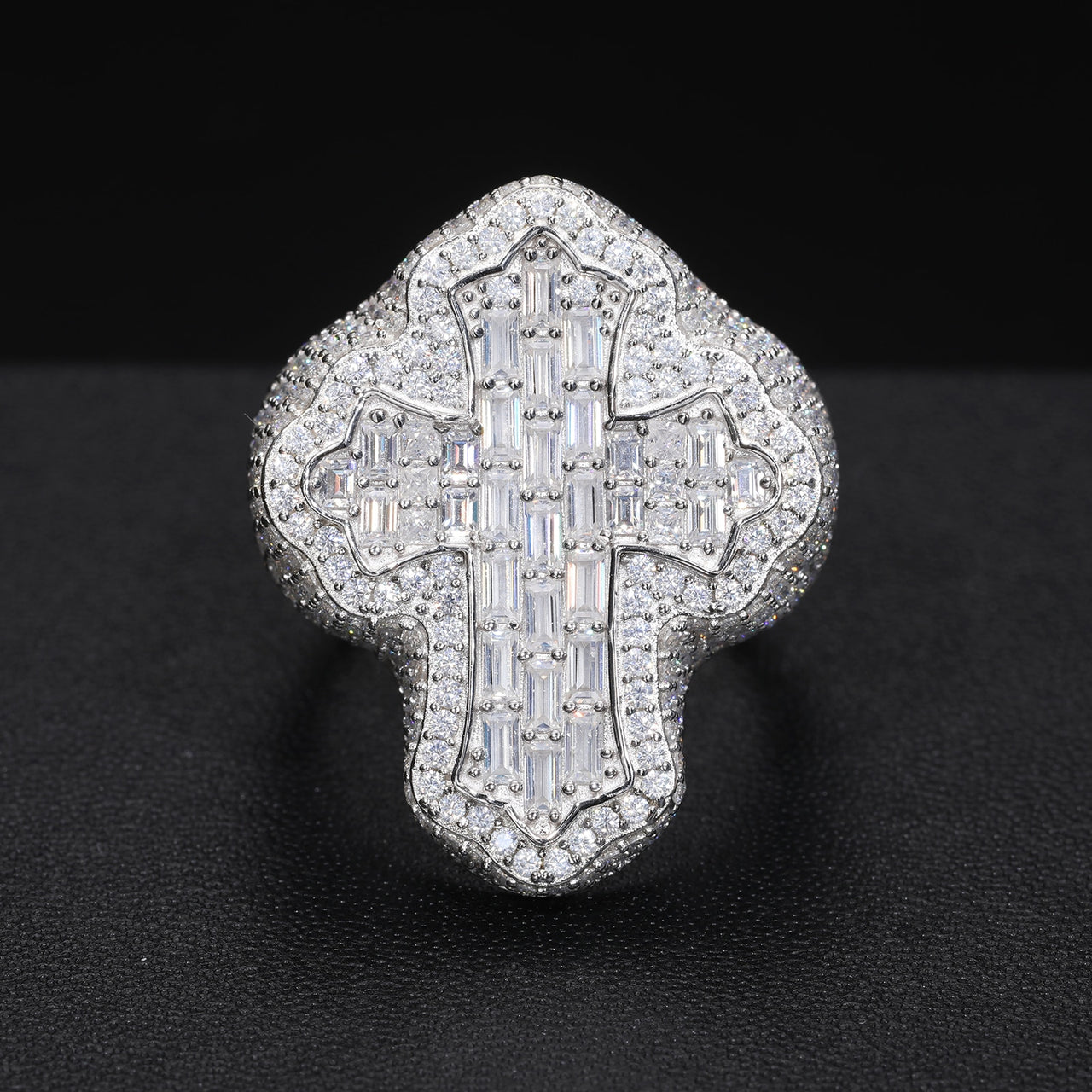 S925 Moissanite Baguette Cross Ring - Different Drips