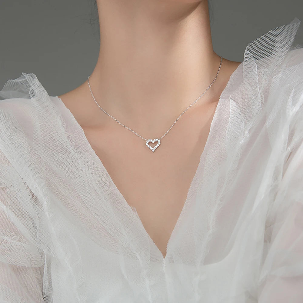 Women's S925 Moissanite Diamond Heart Pendant - Different Drips