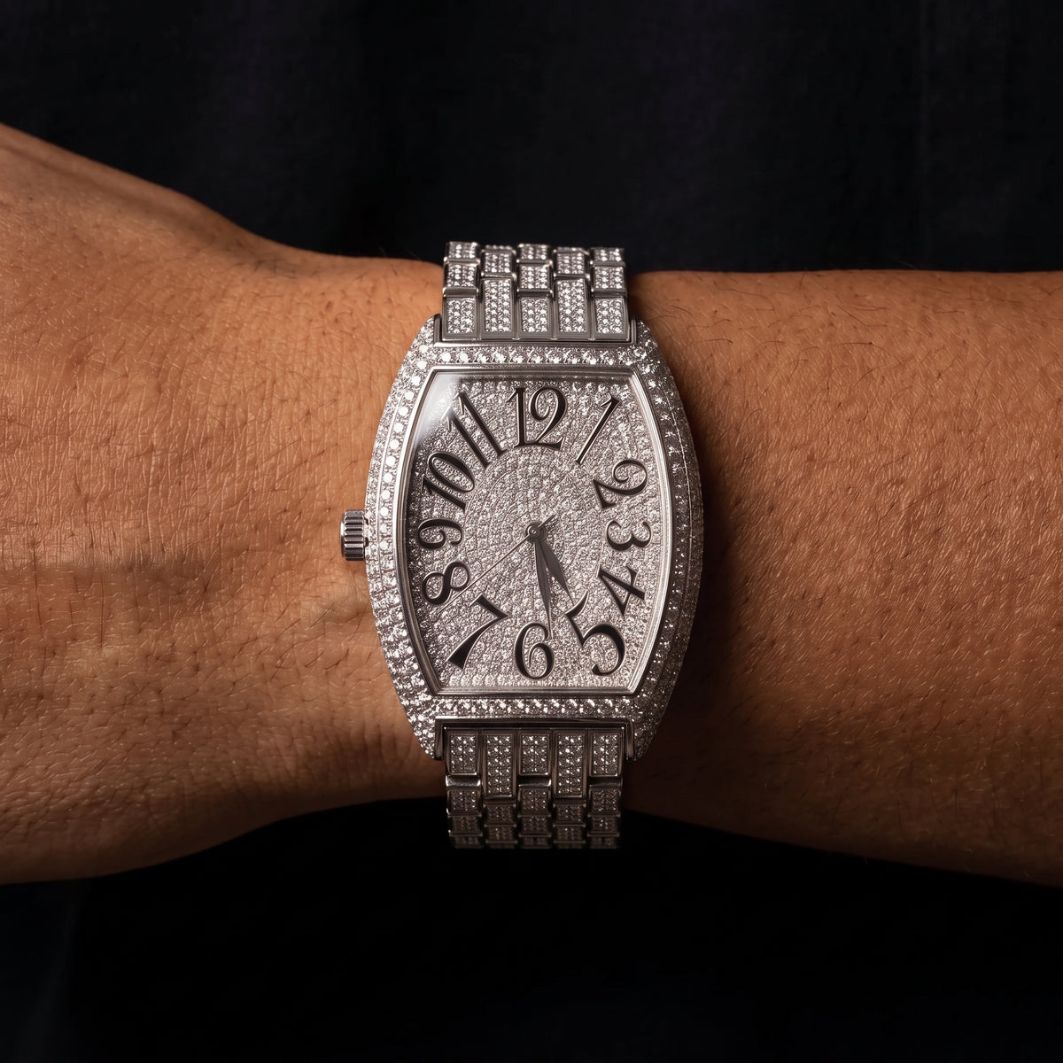 Large Dial Tonneau-Shaped Curved Watch
