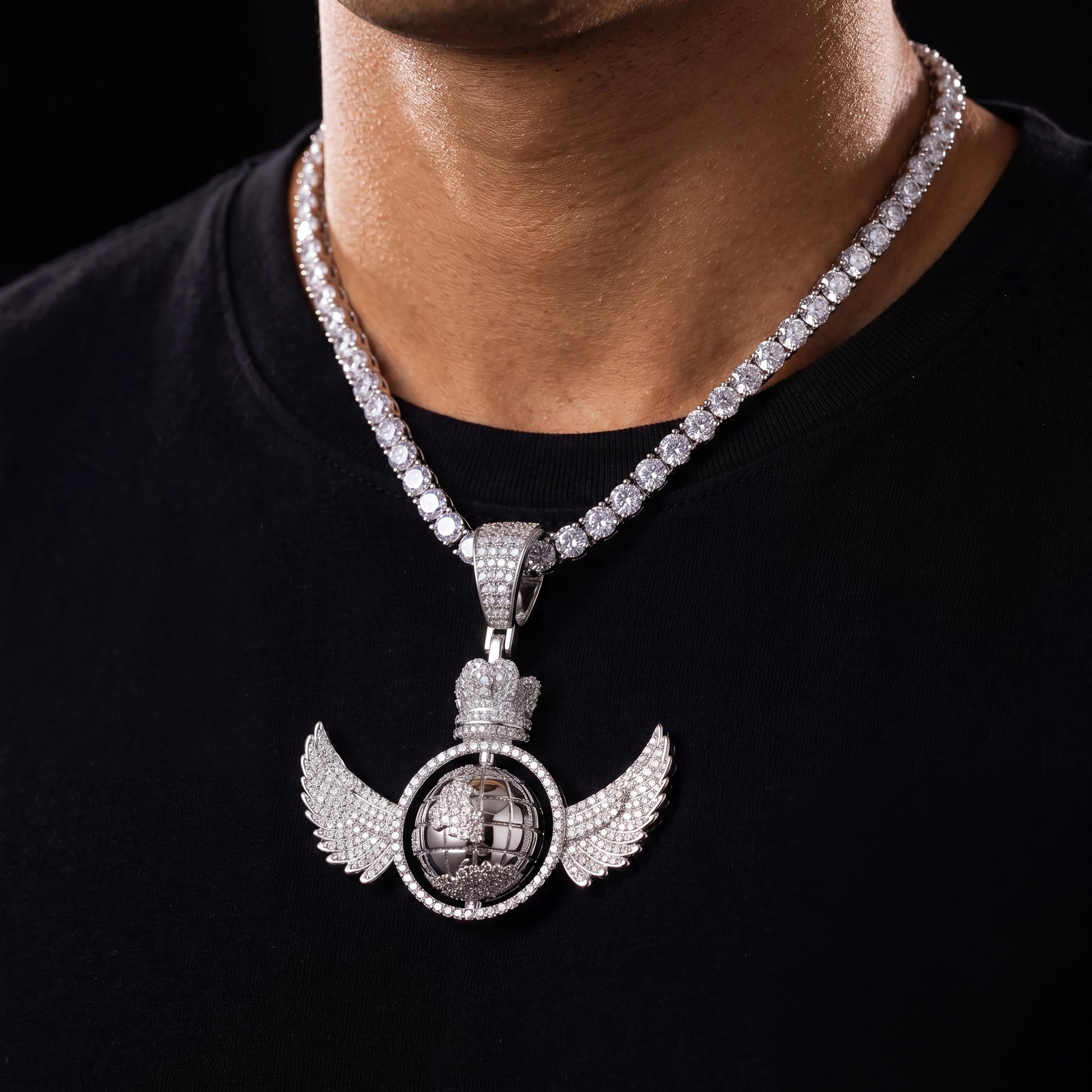 S925 Moissanite Winged Globe Pendant - Different Drips