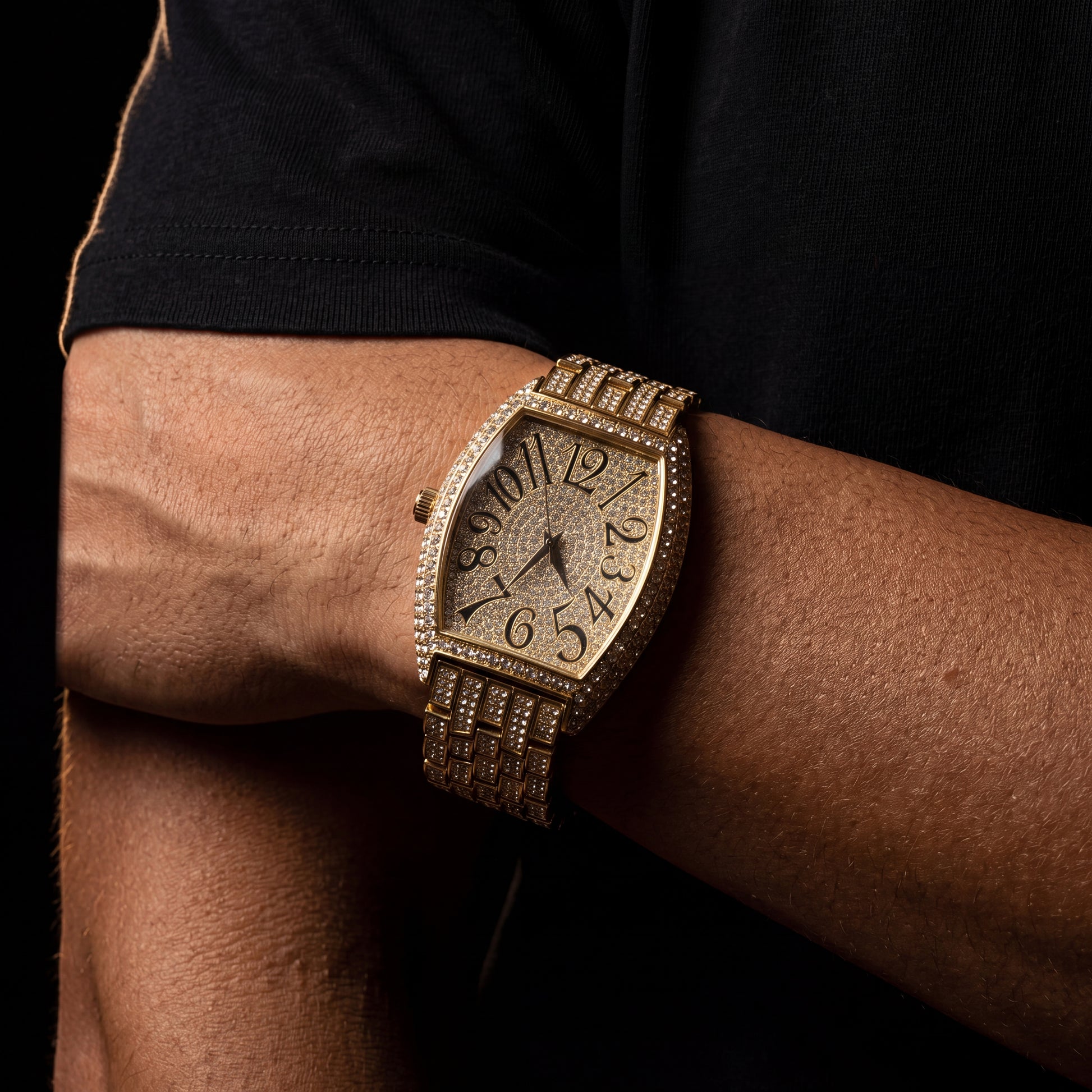 Large Dial Tonneau-Shaped Curved Watch - Different Drips