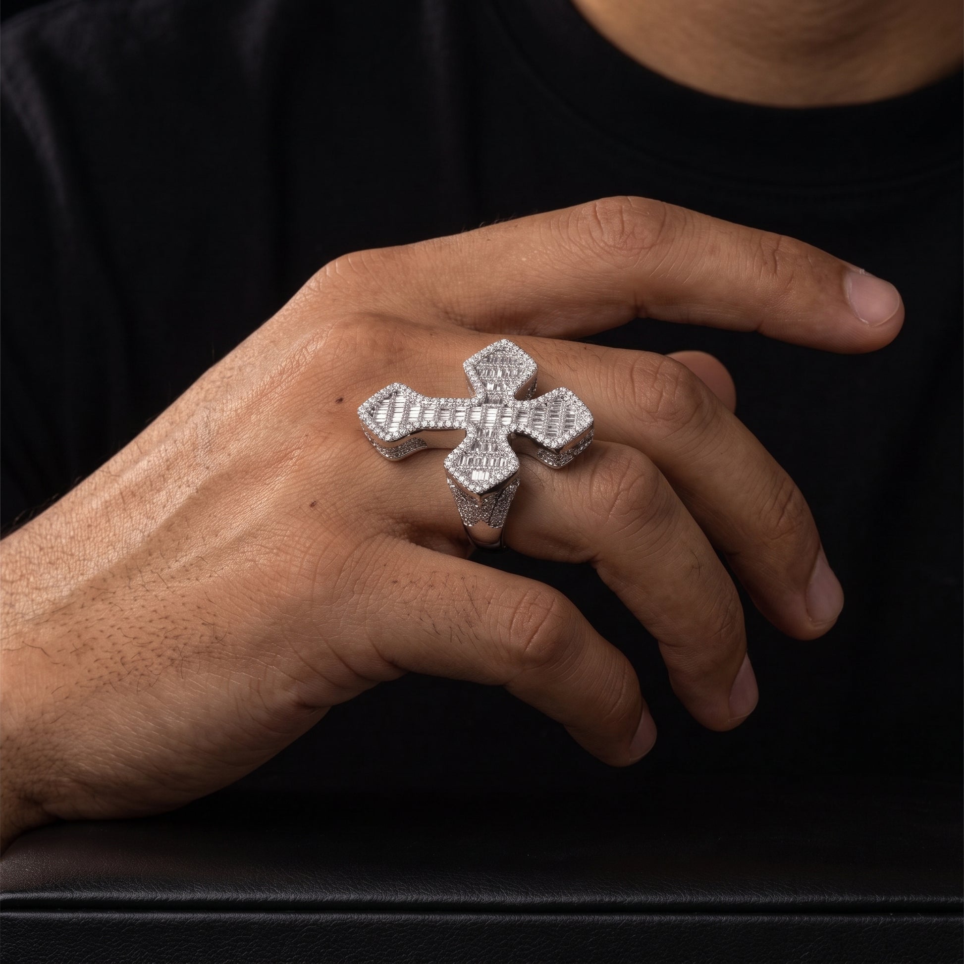 Baguette Large Royal Cross Ring - Different Drips