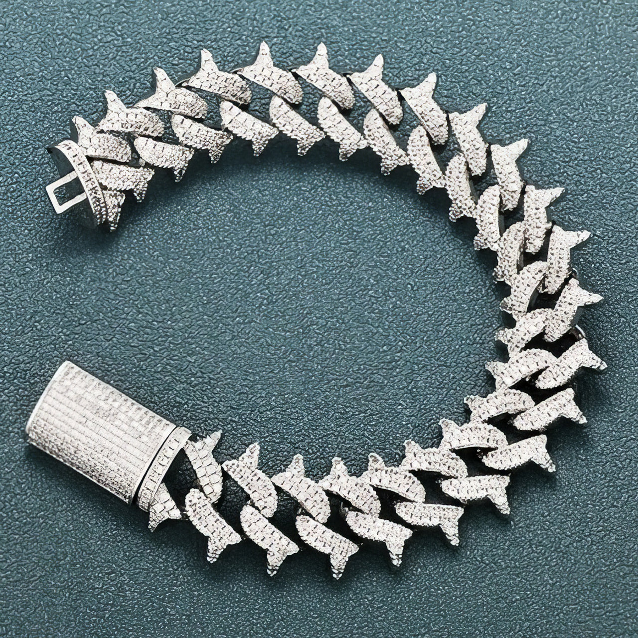 18mm Spiked Cuban Link Bracelet - Different Drips