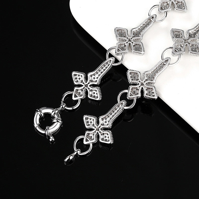18mm SnowFlake Cross Stationed Chain - Different Drips