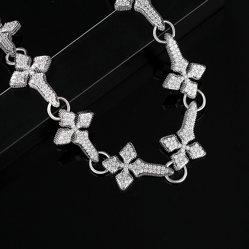 18mm SnowFlake Cross Stationed Chain - Different Drips