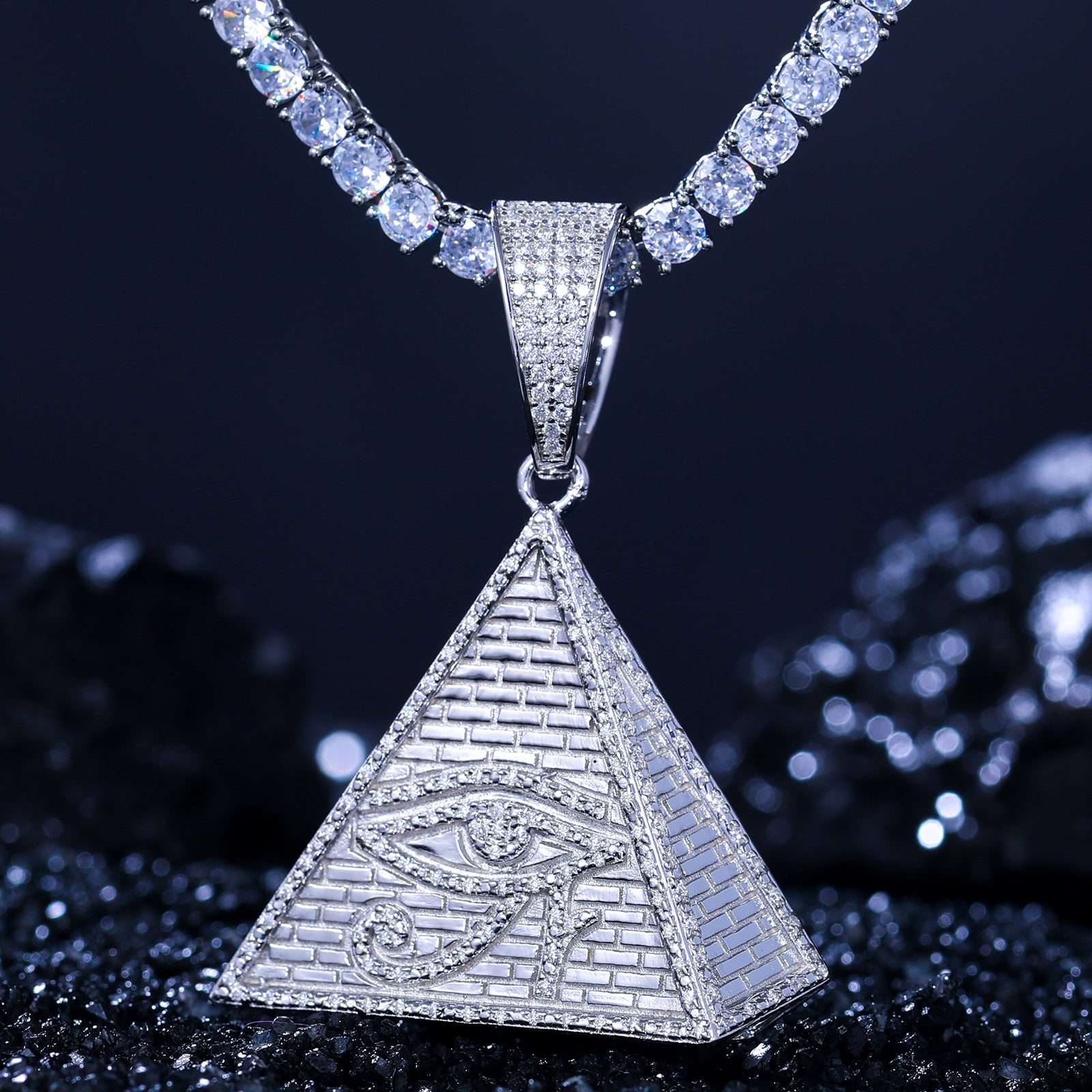 S925 Moissanite Pyramid Pendant - Different Drips