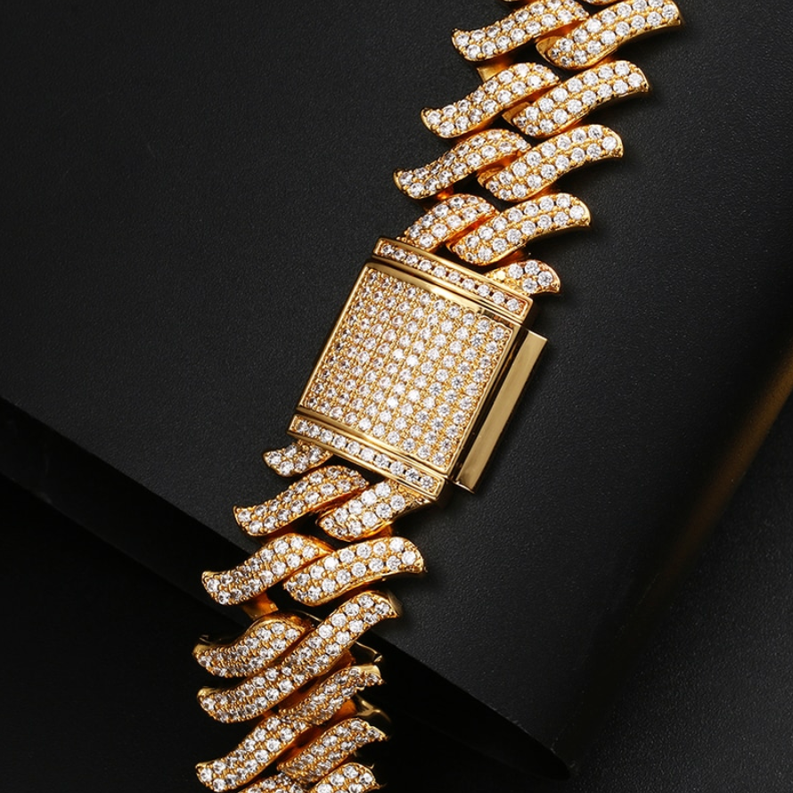 Iced out spike choker online