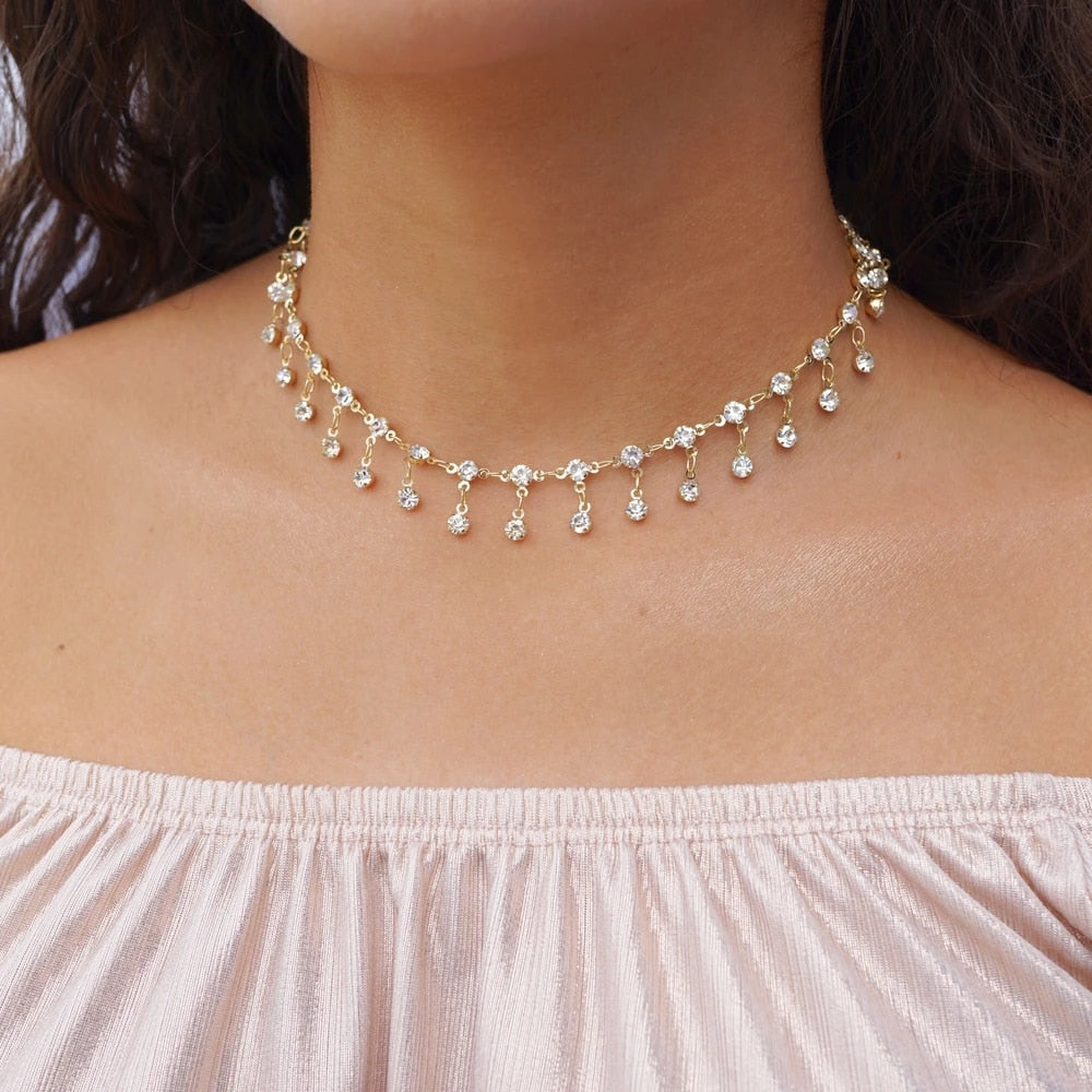 Women's Round-Cut Drop Station Necklace - Different Drips