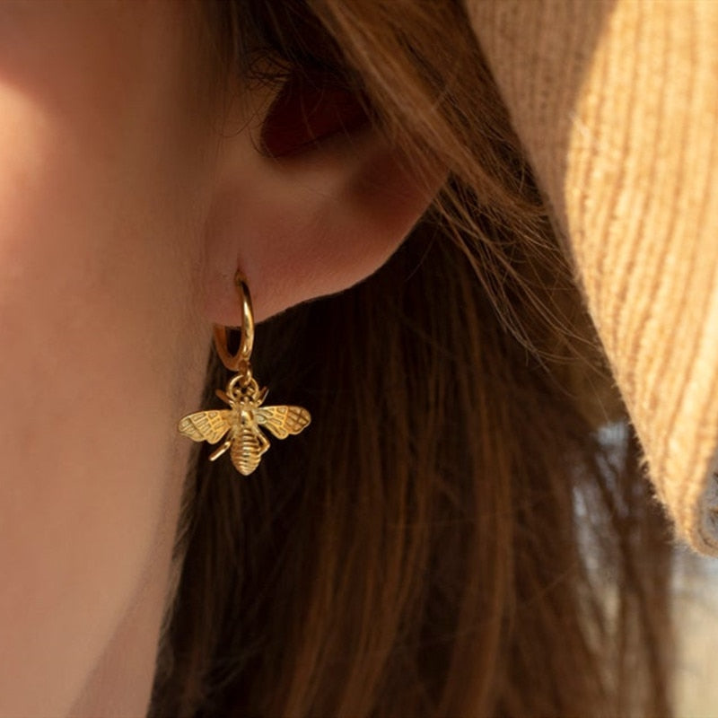 Women's Solid Bee Earrings - Different Drips